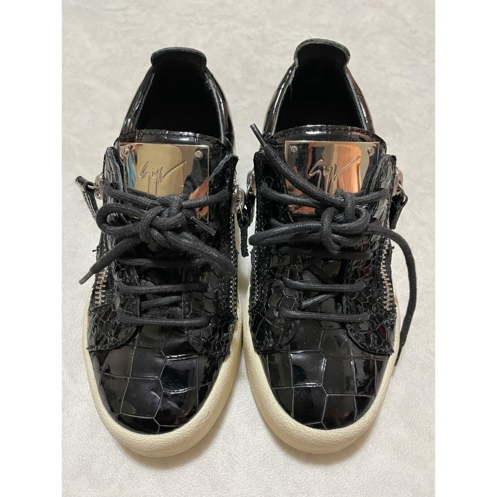 Giuseppe Zanotti patent sneakers.